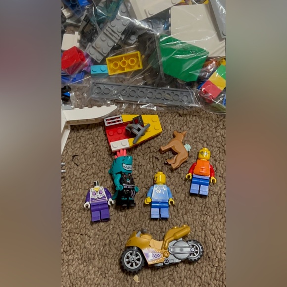 Legos - Picture 4 of 8